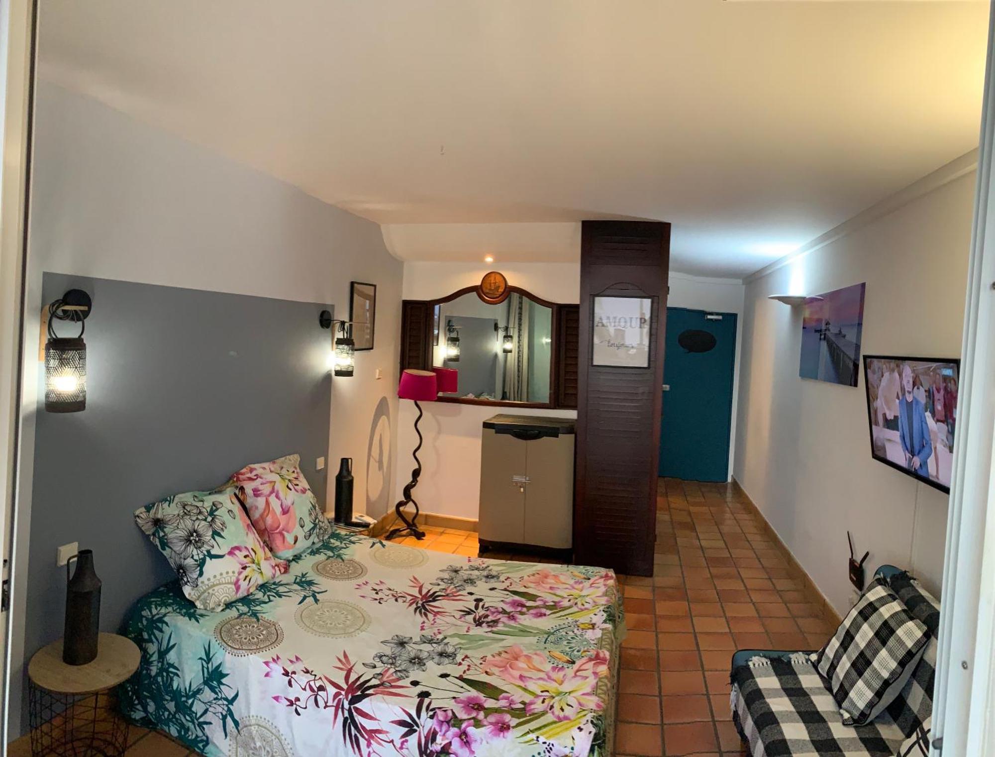 Apartmán La Fraiche Rose La Trinité Exteriér fotografie